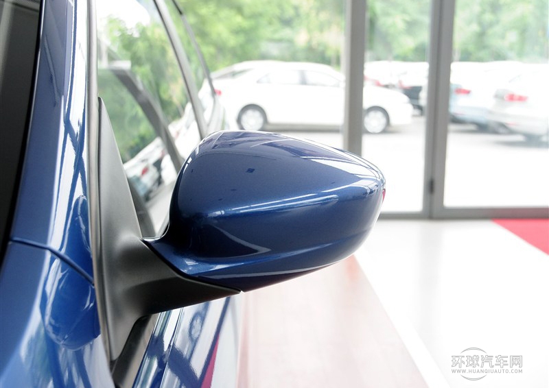 2013款 1.4L 手动时尚型