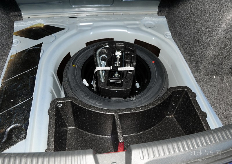 2013款 1.6L 手动舒适型