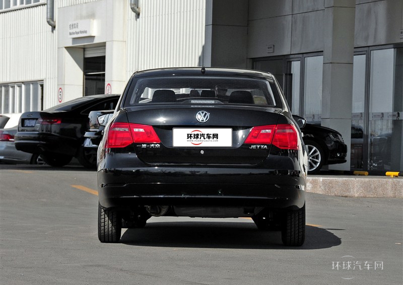 2013款 1.6L 自动时尚型