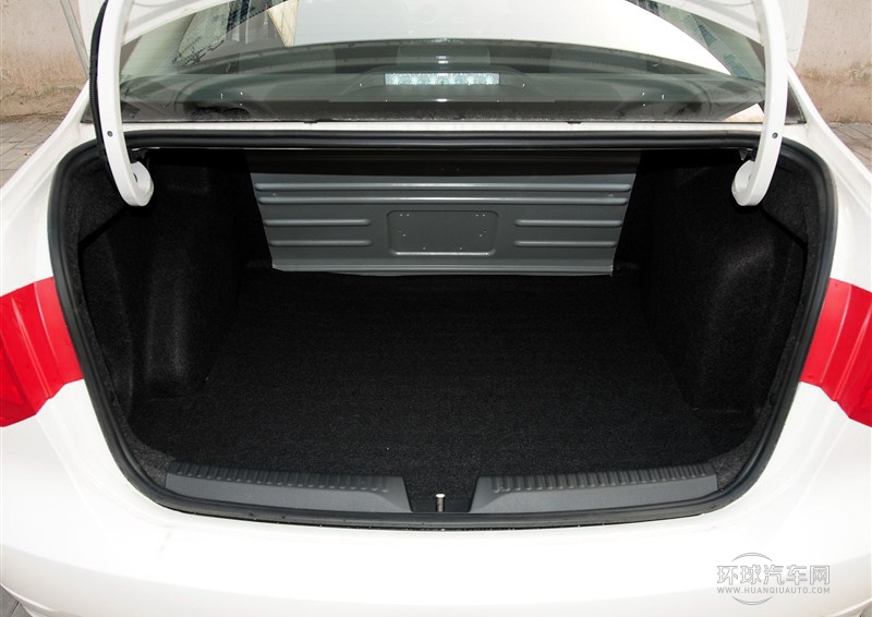 2013款 1.6L 自动舒适型
