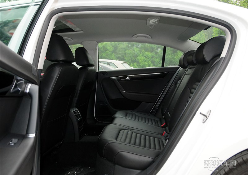 2013款 1.8TSI 豪华型