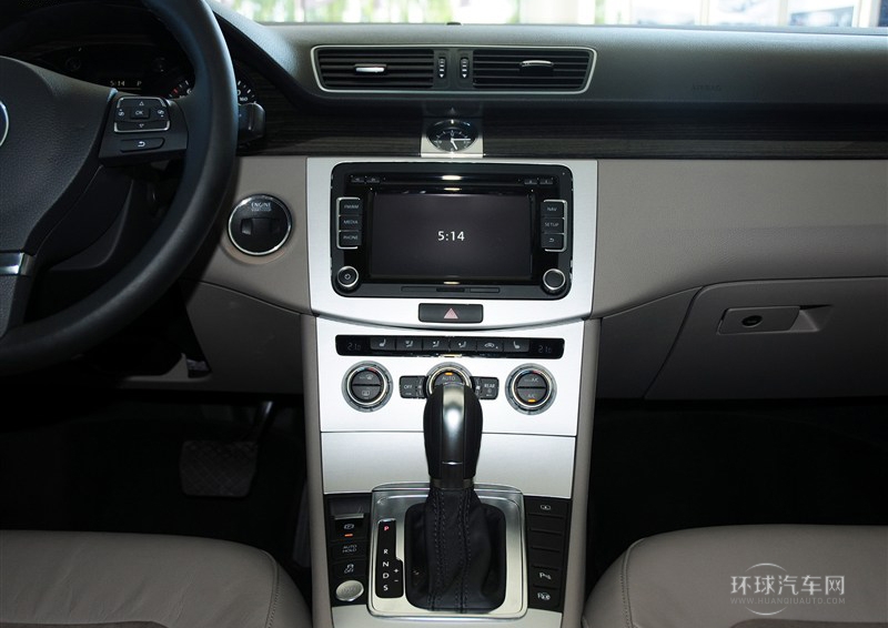 2013款 2.0TSI 尊贵型