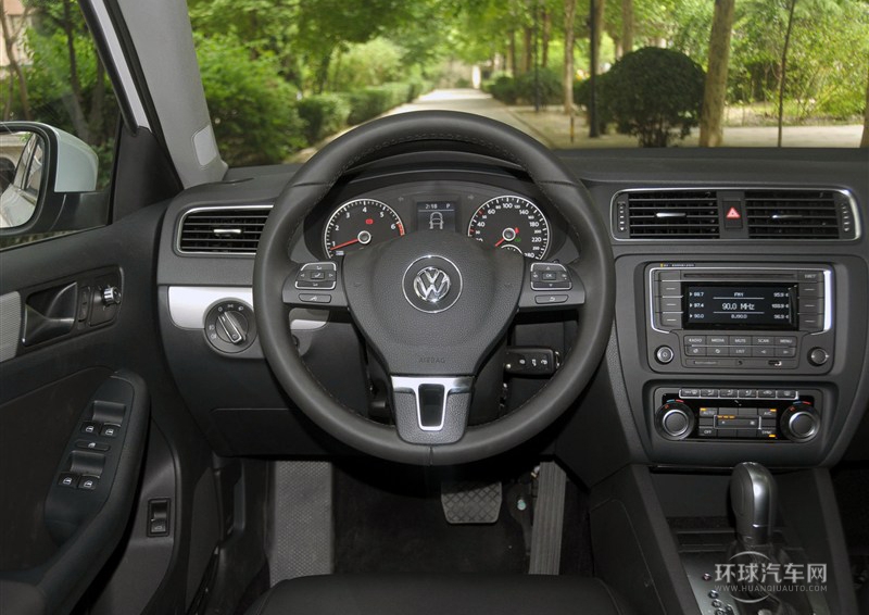 2014款 改款 1.4TSI 自动豪华型