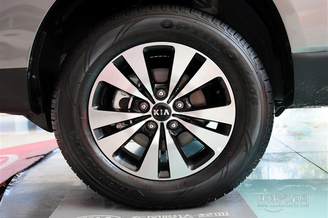 2013款 2.0L 手动两驱版GLS