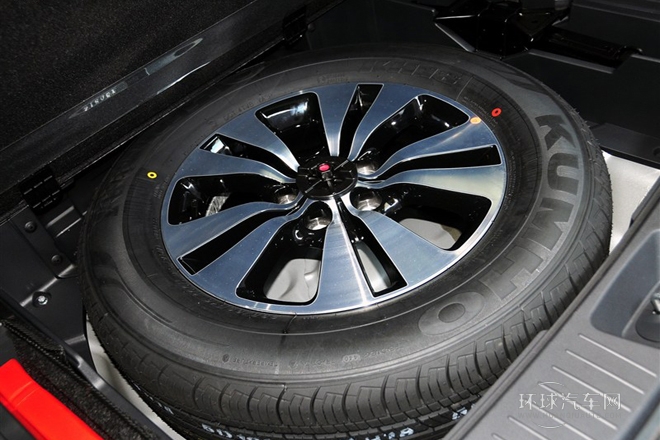 2013款 2.0L 自动两驱版GLS