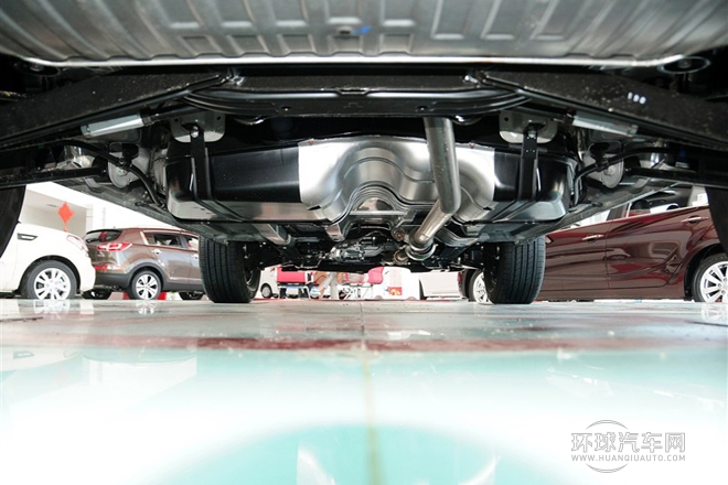 2013款 2.0L 自动两驱版GLS