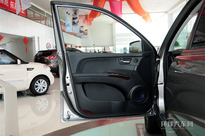 2013款 2.0L 自动两驱版GLS