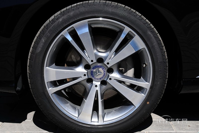 2015款E320L 4MATIC