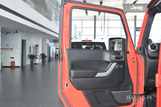 2013款 3.6L 四门版 Rubicon