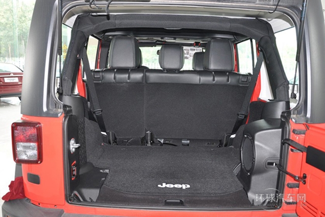 2013款 3.6L 四门版 Rubicon