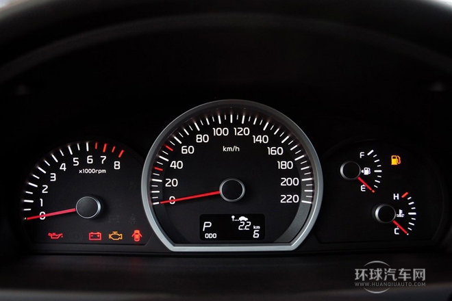 2013款 2.0L 自动两驱版GLS