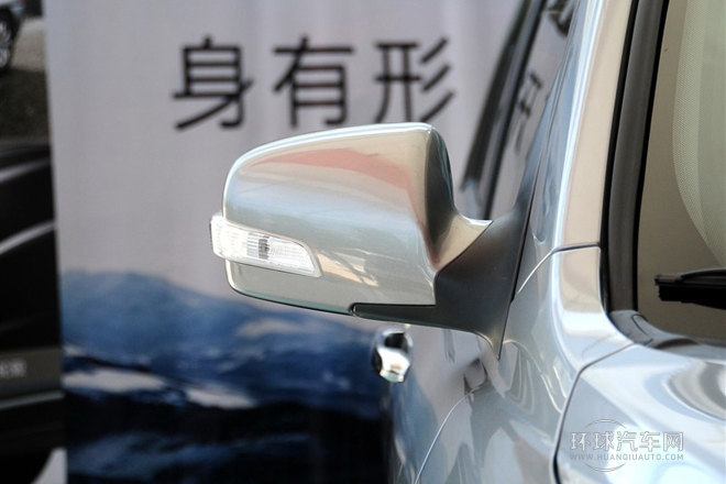 2013款 2.0L 自动两驱版GLS