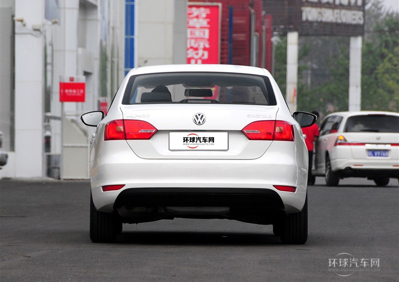2014款 改款 1.6L 自动时尚型