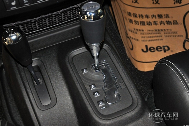 2014款 3.6L 龙腾典藏版