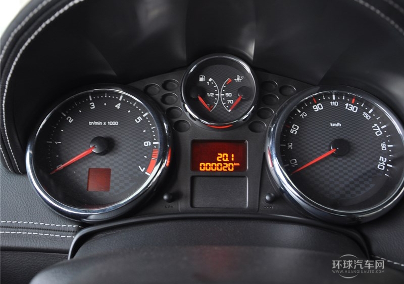 2013款 1.6L CC 罗兰·加洛斯豪华