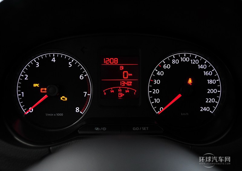 2013款 1.6L 手动舒适版