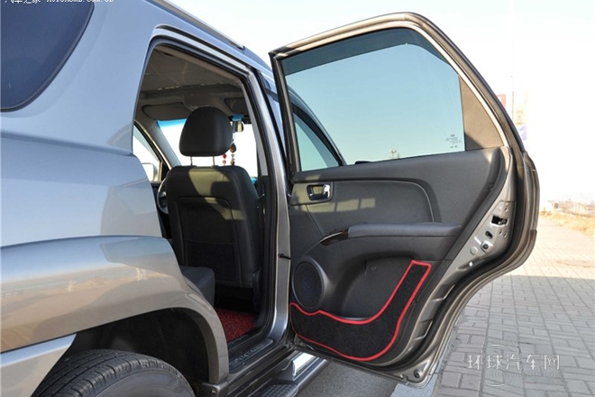 2013款 2.0L 手动四驱版GLS