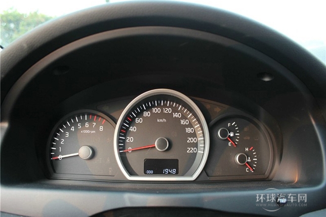 2013款 2.0L 手动四驱版GLS