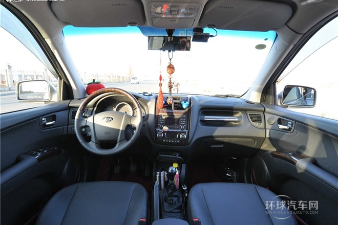 2013款 2.0L 手动四驱版GLS
