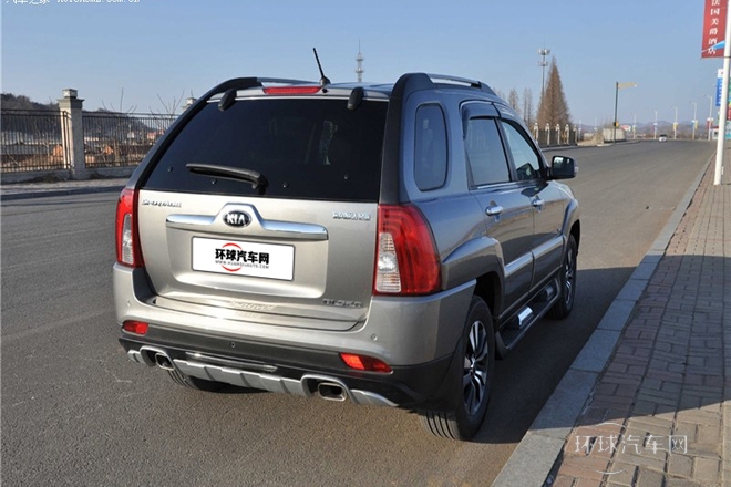 2013款 2.0L 手动四驱版GLS