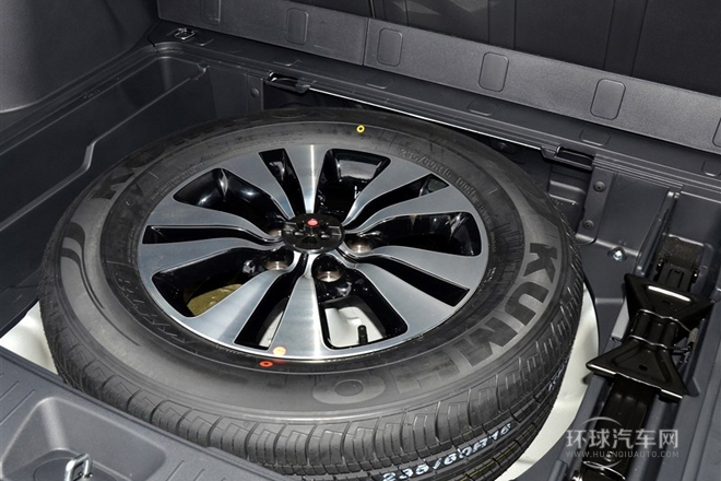 2013款 2.0L 自动两驱版Premium