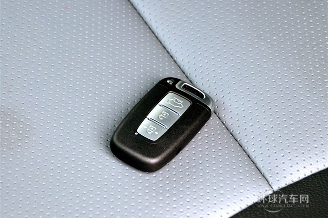 2013款 2.0L 自动两驱版Premium
