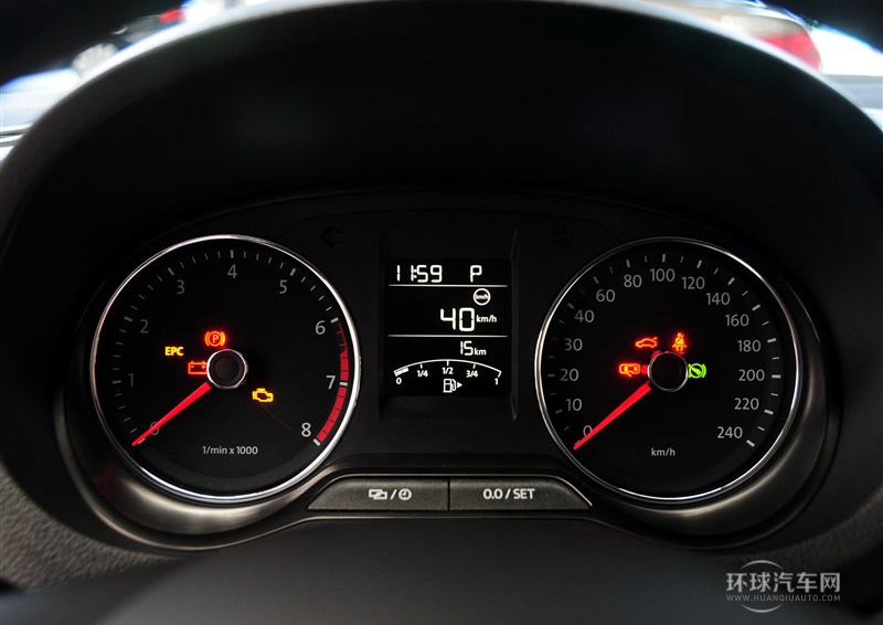 2014款 1.6L 自动舒适版