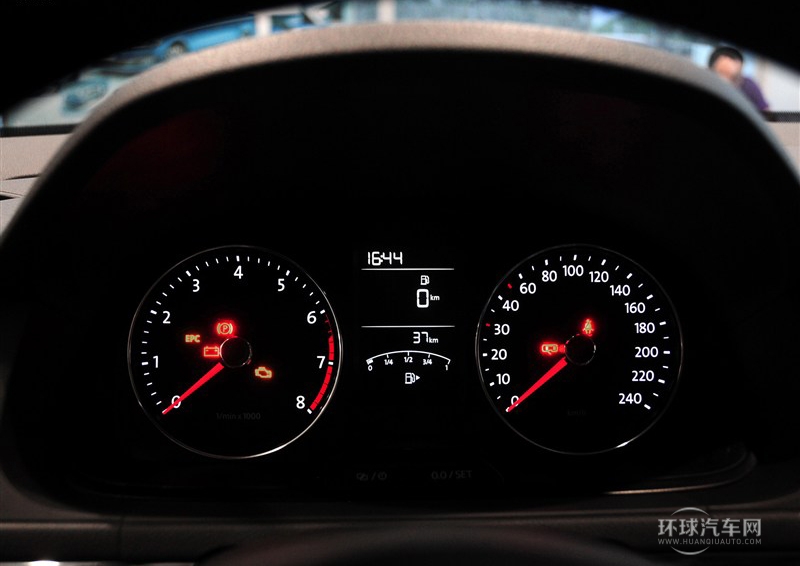 2013款 1.4TSI 手动豪华型