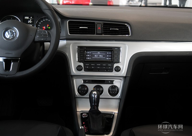 2013款 1.4TSI 自动豪华型