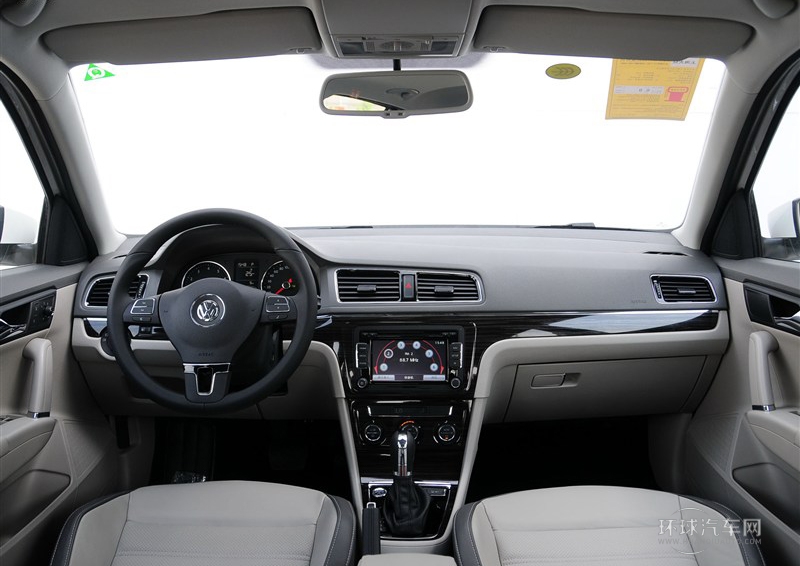 2013款 1.6L 自动豪华型