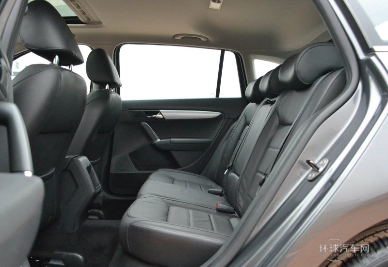 2013款 1.6L 自动舒适型
