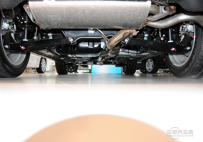 2013款 2.0L 两驱豪华型
