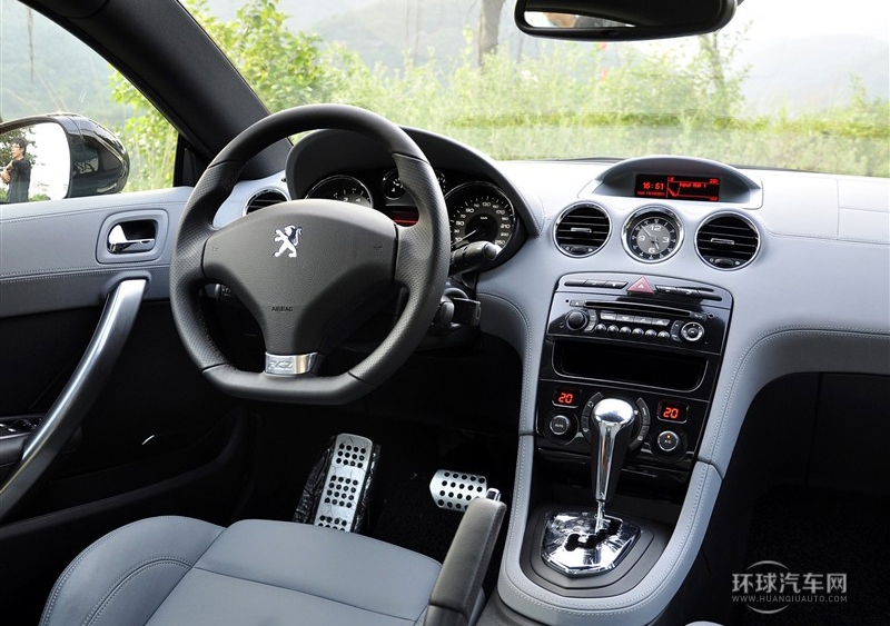 2011款 1.6T 豪华运动型