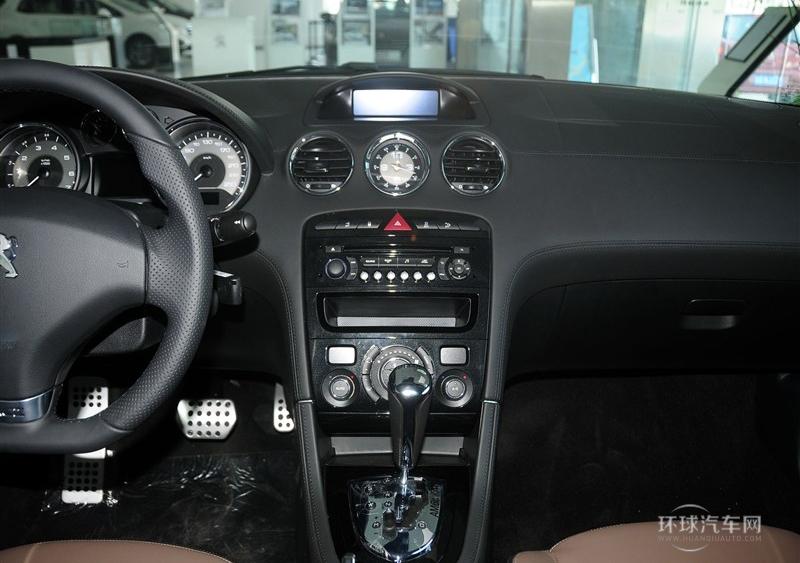 2014款 1.6T 豪华版深色风格