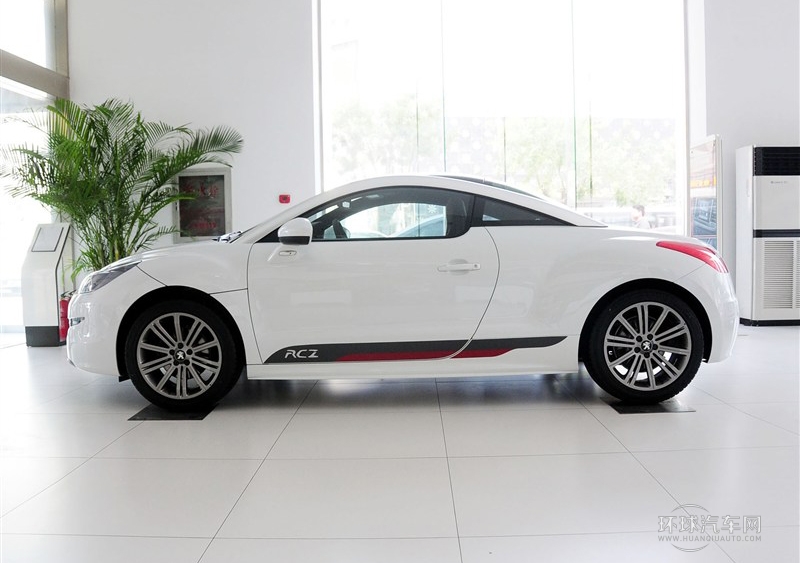 2014款 1.6T 豪华版深色风格