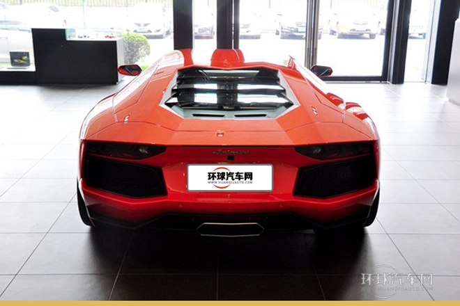 Aventador 2011款 LP 700-4