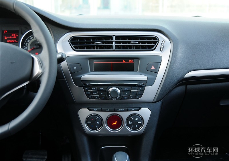 2014款 1.6L 自动尊贵版