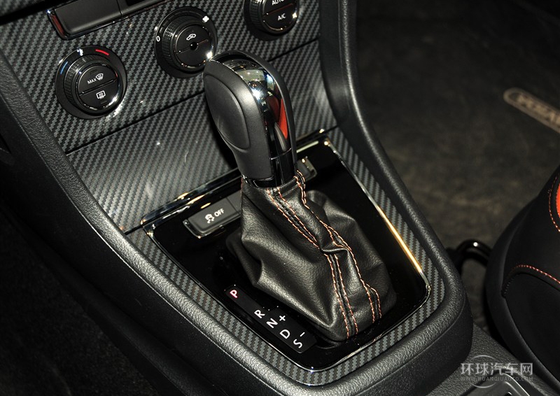 2014款 1.6L 自动运动版