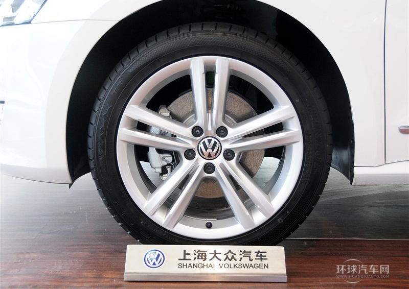 2014款 1.8TSI DSG御尊导航版