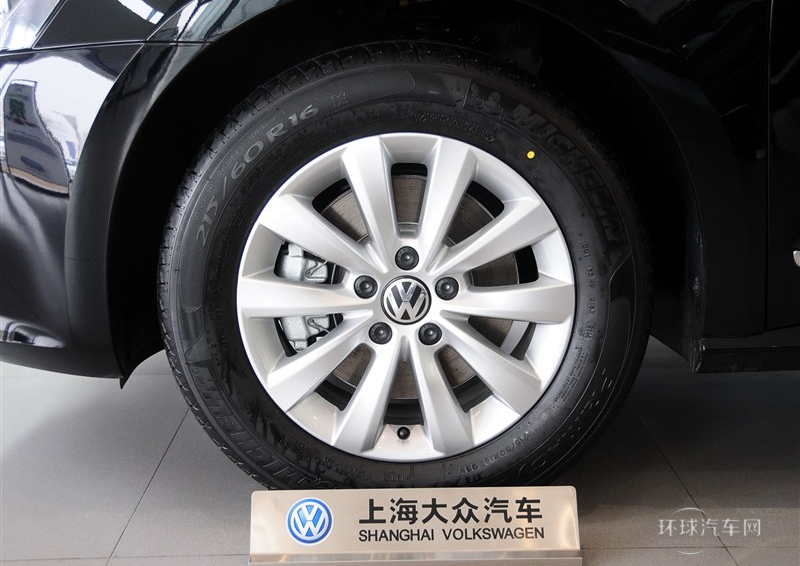 2014款 1.8TSI DSG尊荣版