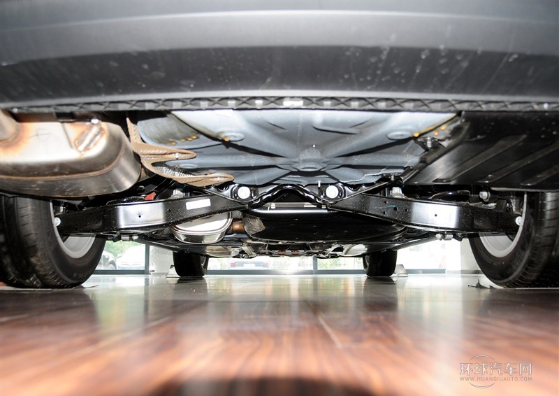 2014款 1.8TSI DSG尊荣导航版