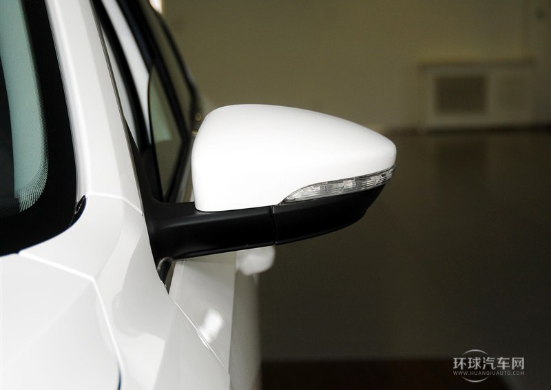 2014款 1.8TSI DSG尊荣导航版