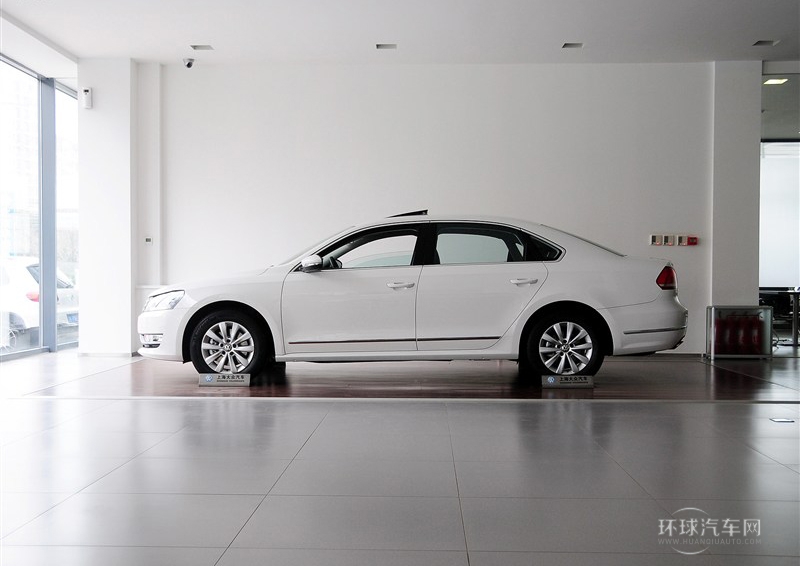 2014款 1.8TSI DSG尊荣导航版