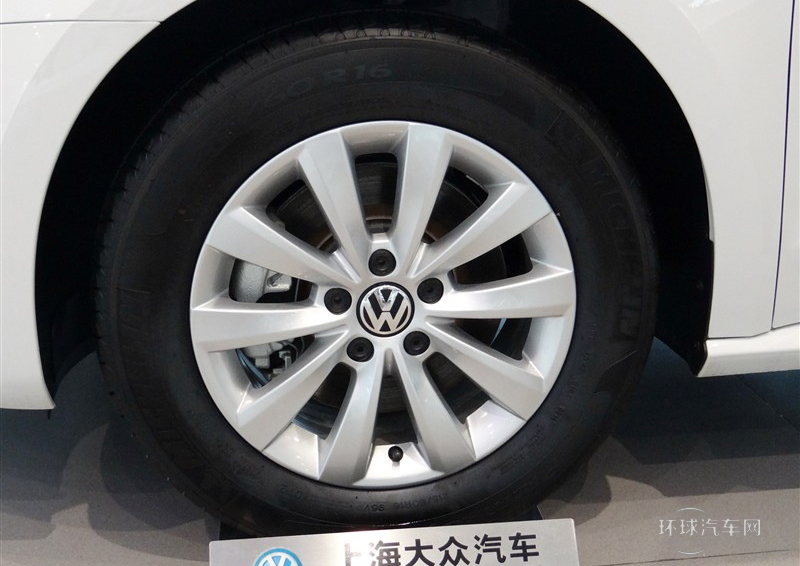 2014款 1.8TSI 自动尊荣版