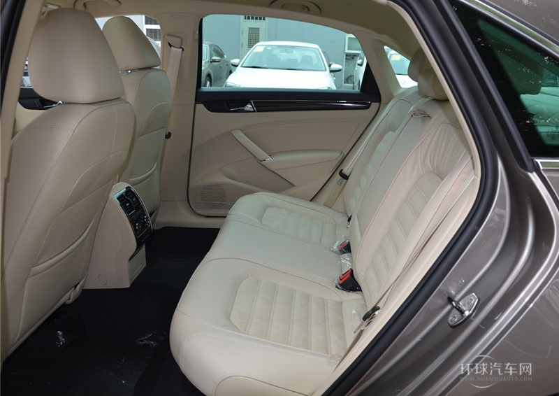 2014款 2.0TSI DSG御尊导航版