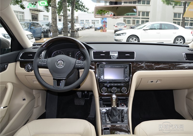 2014款 2.0TSI DSG御尊导航版