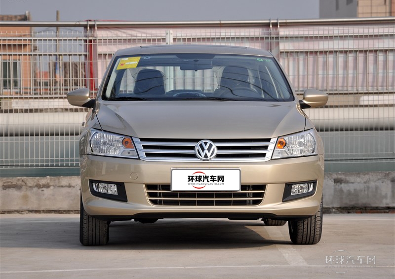2013款 1.6L 自动豪华版