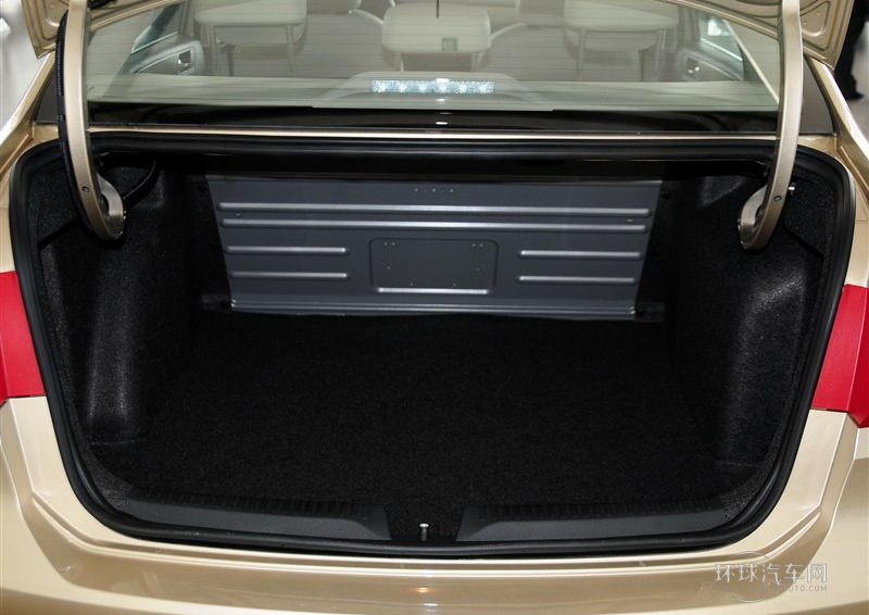 2013款 1.6L 自动舒适版