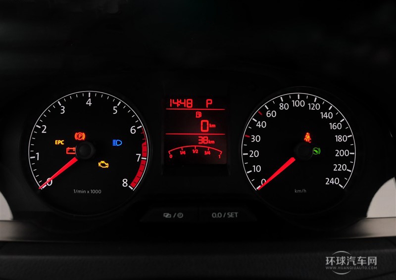 2013款 1.6L 自动舒适版
