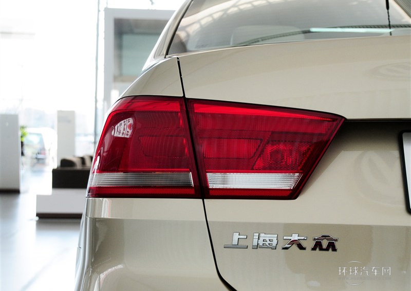 2013款 1.6L 自动舒适版